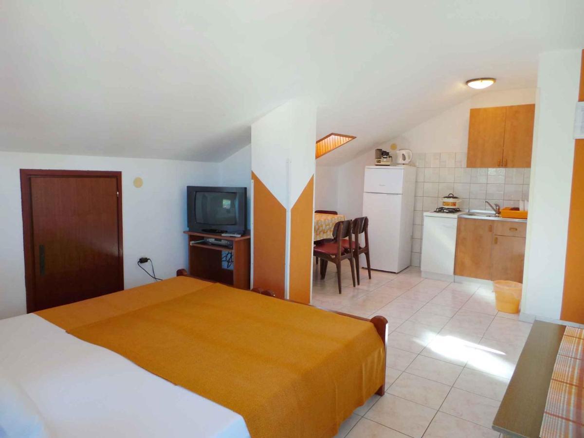 Apartment In Valbandon/Istrien 11261 Kültér fotó